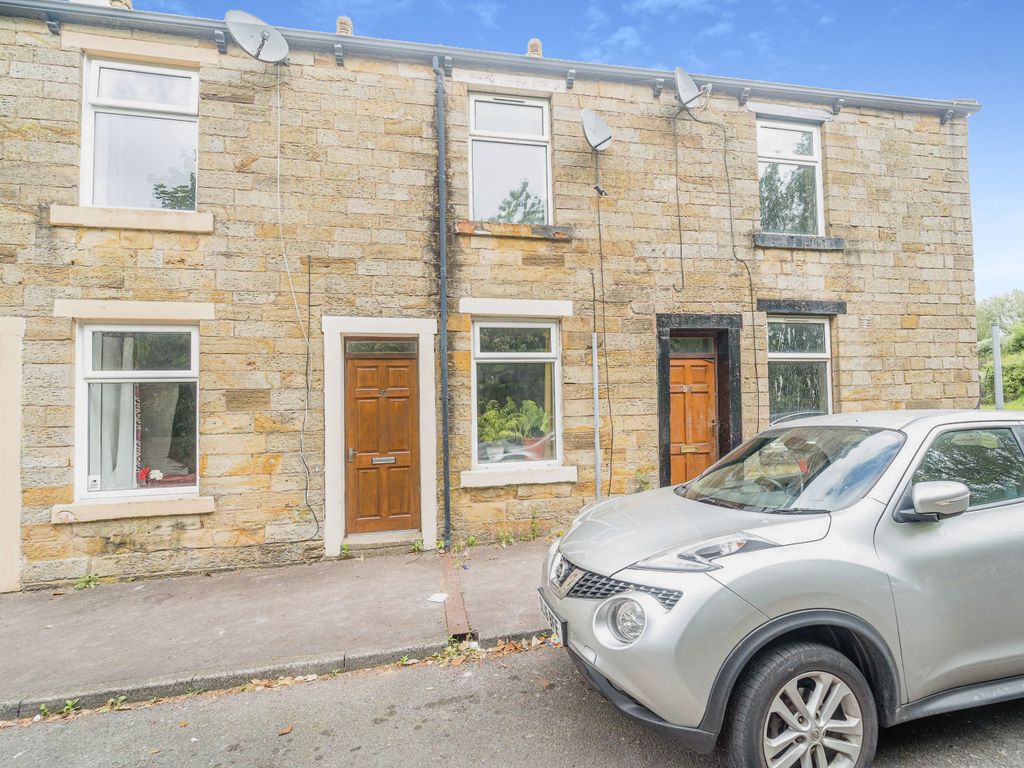 2 bed terraced house for sale in Hart Street, Burnley, Lancashire BB11 Zoopla