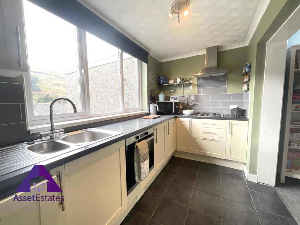 3 bed terraced house for sale in Coronation Street, Blaina, Abertillery