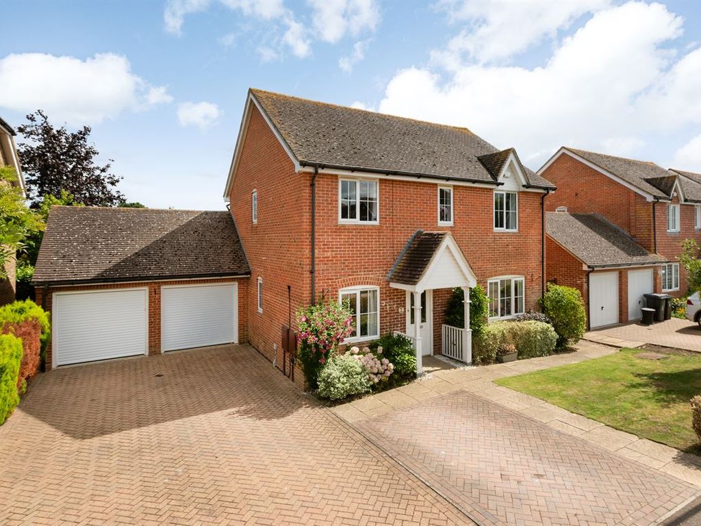 4 bed detached house for sale in Mallard Close, Herne Bay CT6 Zoopla