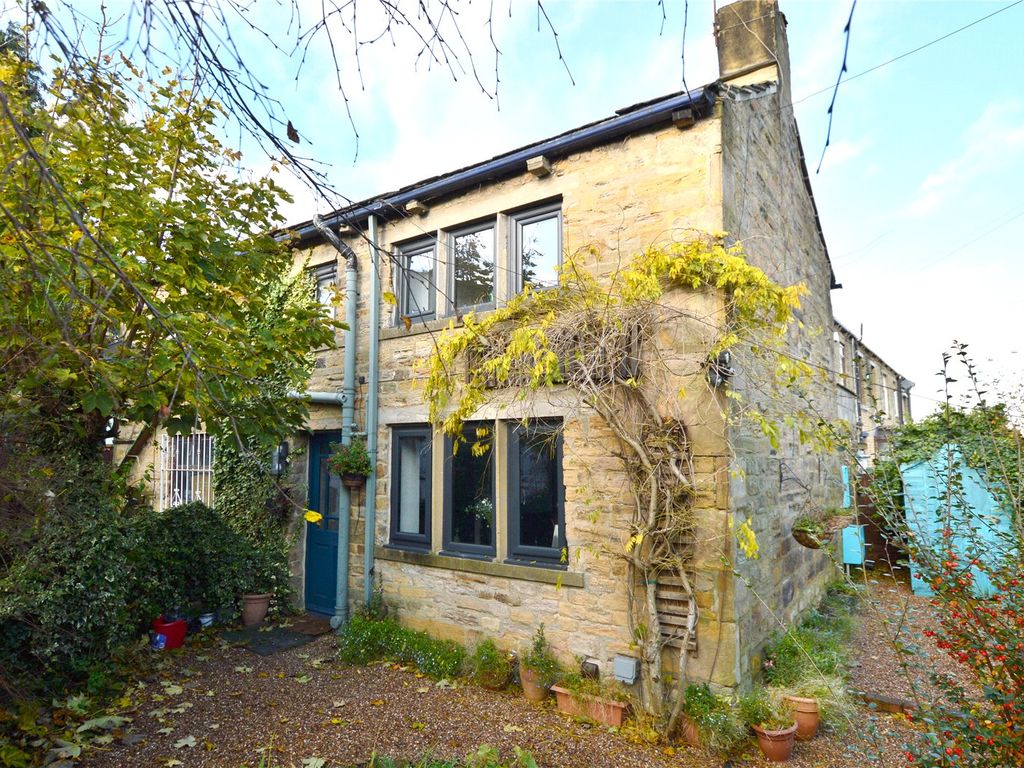 2 bed semidetached house for sale in Holme Lane, Bradford, West