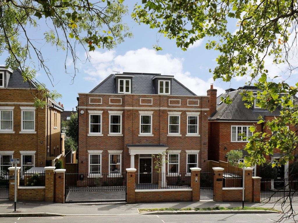 New home, 5 bed detached house for sale in Cottenham Park Road