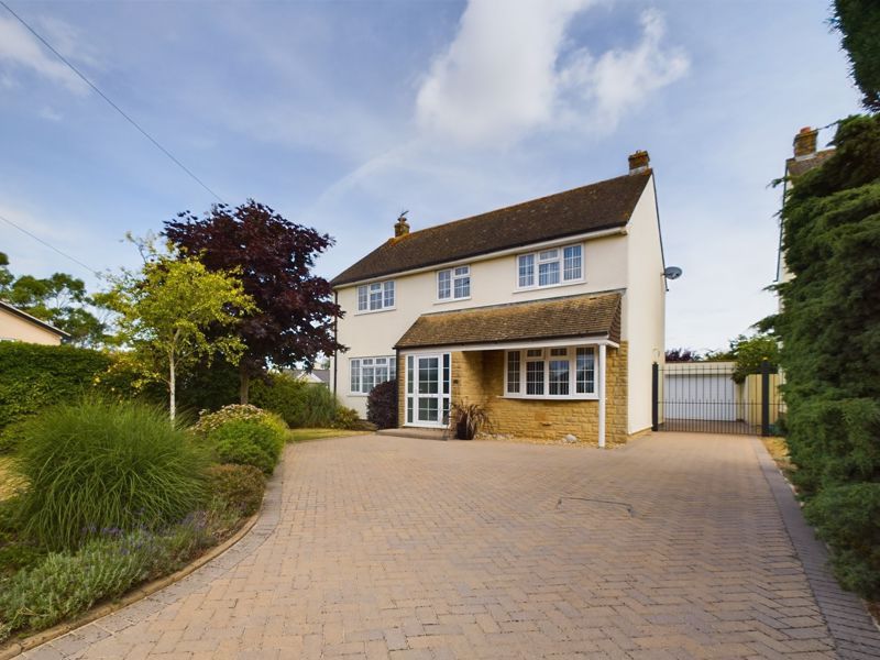 4 bed detached house for sale in Bleadon Hill, Bleadon, North Somerset