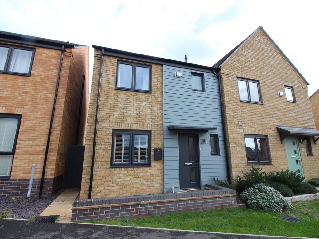 3 bed semidetached house for sale in Garner Road, Giltbrook