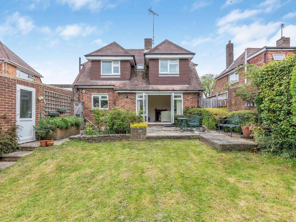 4 bed detached house for sale in Appledore Gardens, Lindfield, Haywards
