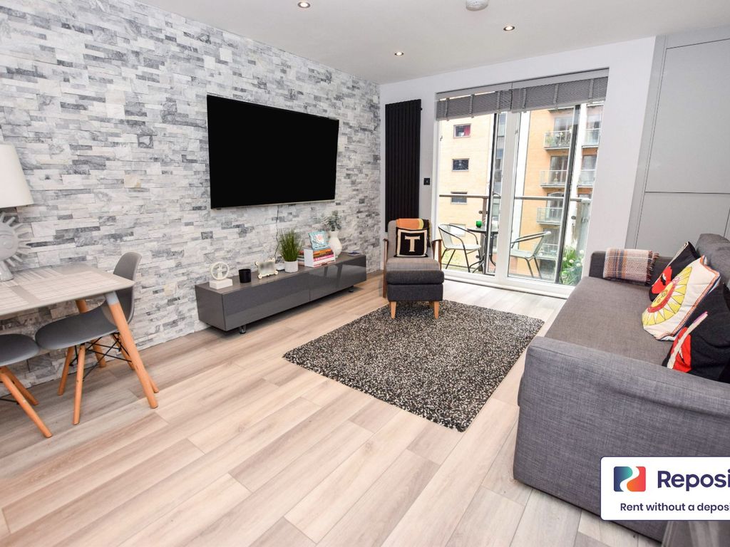 1 bed flat to rent in Barton Place, 3 Hornbeam Way, Green Quarter