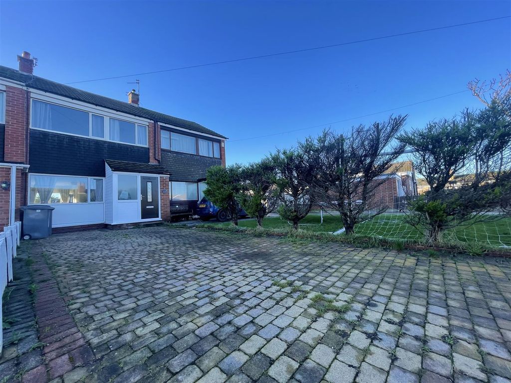3 bed terraced house for sale in Idlewood Place, ThorntonCleveleys FY5
