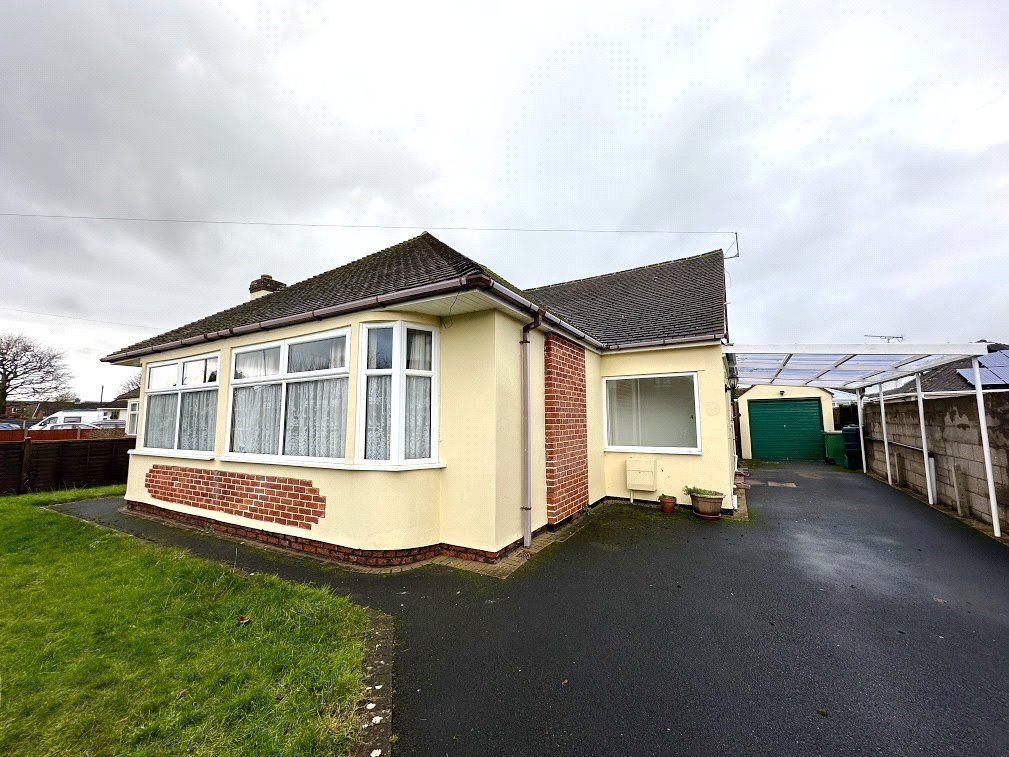 3 bed bungalow for sale in Robel Avenue, Frampton Cotterell, Bristol