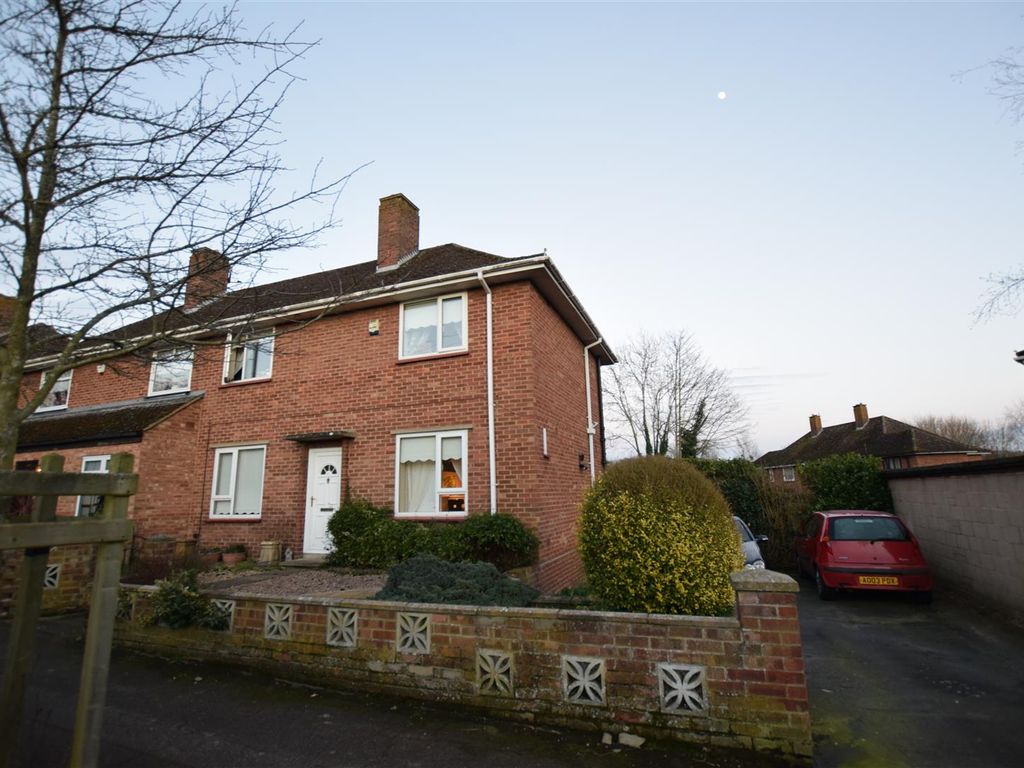 4 bed semidetached house to rent in St. Mildreds Road, Norwich NR5