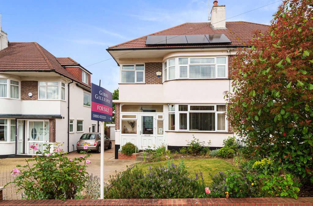 3 bed semidetached house for sale in Highgrove Way, Ruislip, Middlesex