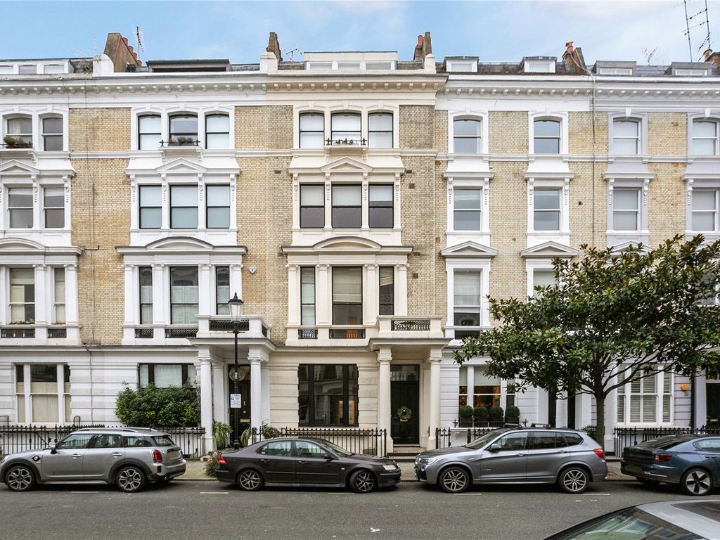 2 bed flat for sale in Arundel Gardens, London W11, £1,200,000 Zoopla