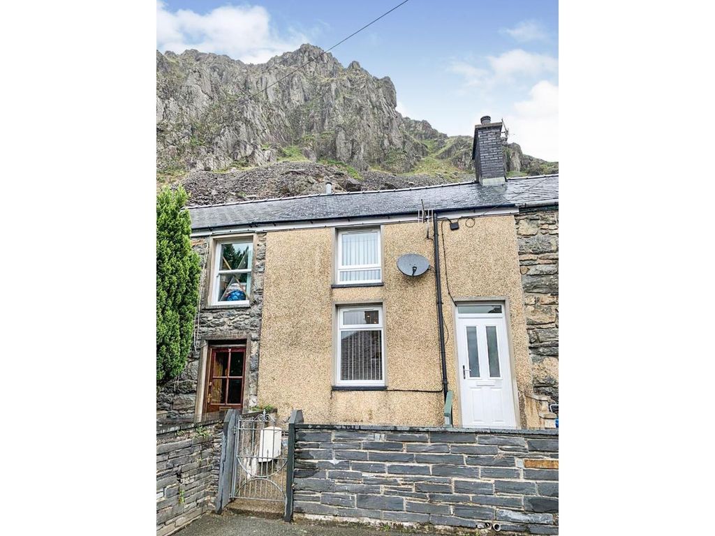 2 bed terraced house for sale in Uncorn Terrace, Blaenau Ffestiniog