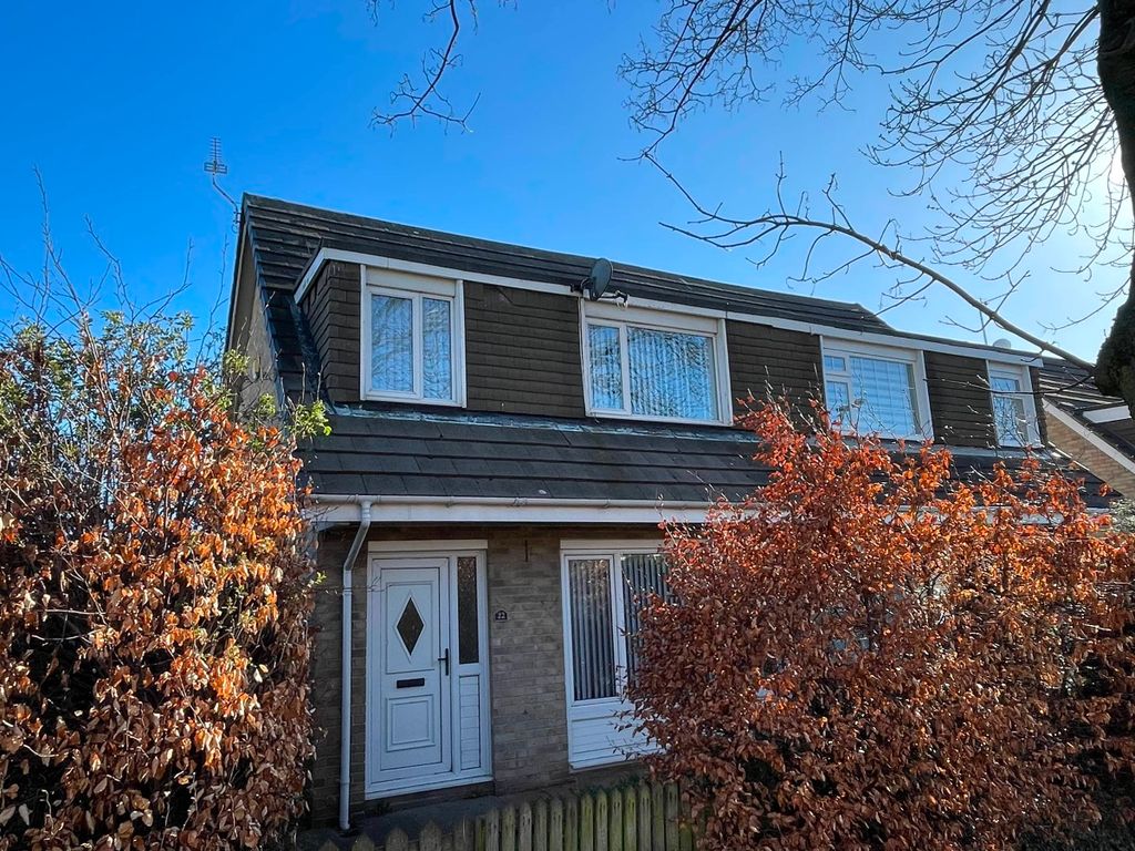 3 bed semidetached house to rent in Honiton Way, North Shields NE29