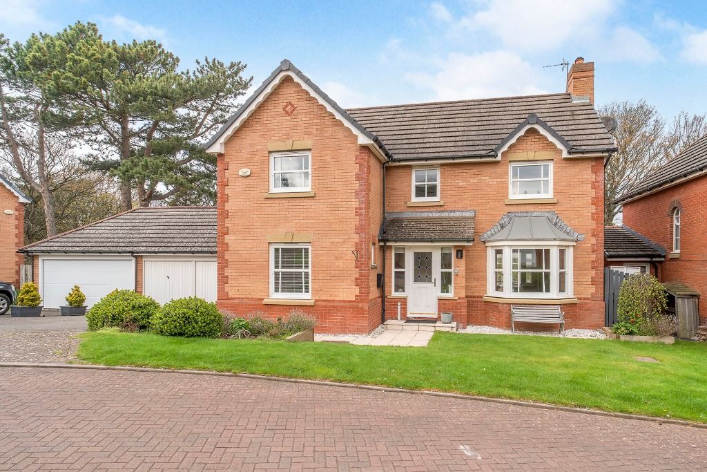 5 bed detached house to rent in Trainer's Brae, North Berwick, East