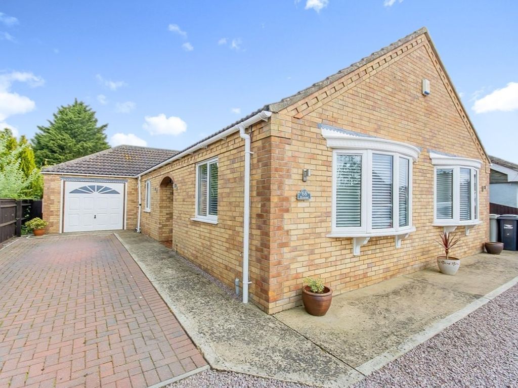 3 bed detached bungalow for sale in Littlemoor Lane, Sibsey, Boston