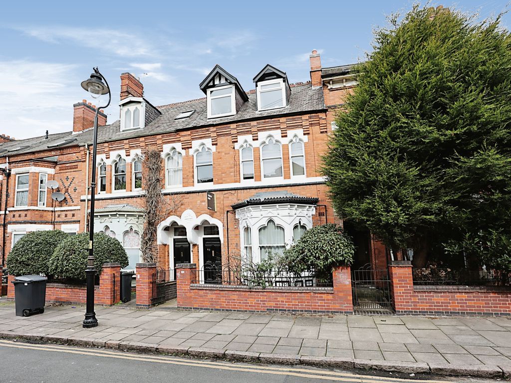 7 bed terraced house for sale in Severn Street, Leicester
