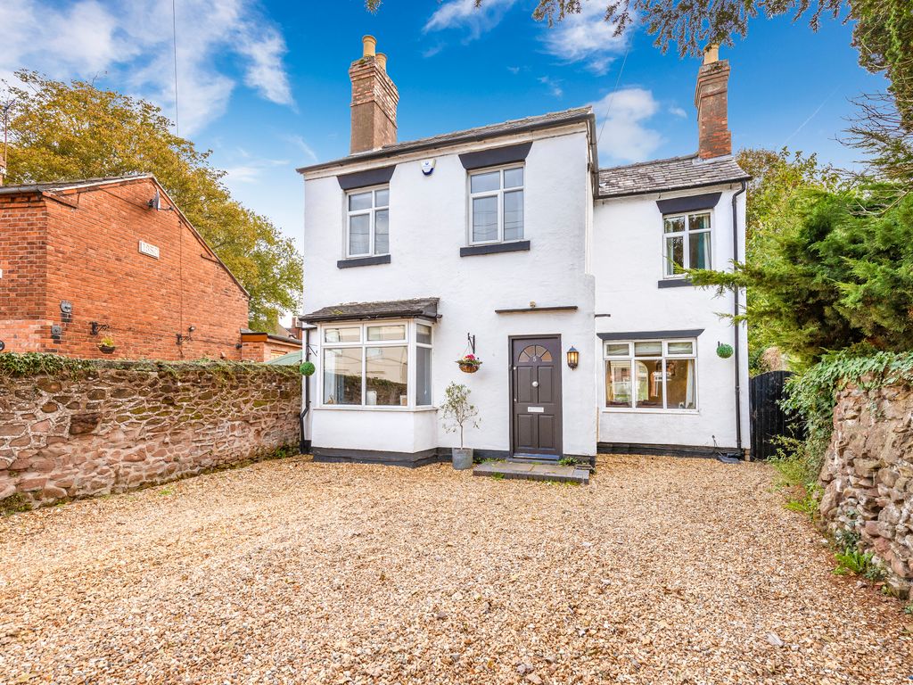 3 bed detached house for sale in Wellington Road, Church Aston, Newport