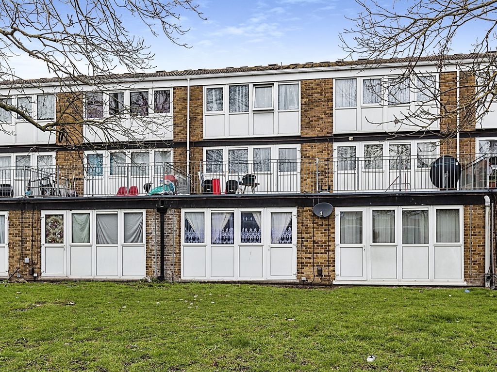 3 bed flat for sale in Spackmans Way, Slough SL1 Zoopla