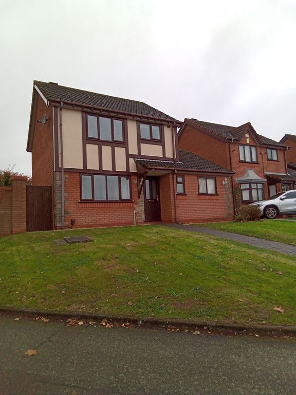 3 bed detached house to rent in Dovedale Road, Ettingshall Park, Wolverhampton WV4 Zoopla