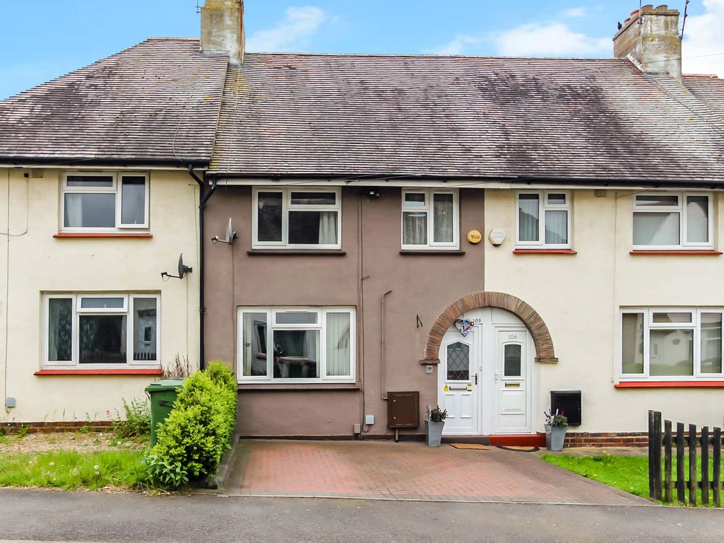 3 bed terraced house for sale in Jubilee Crescent, Wellingborough NN8