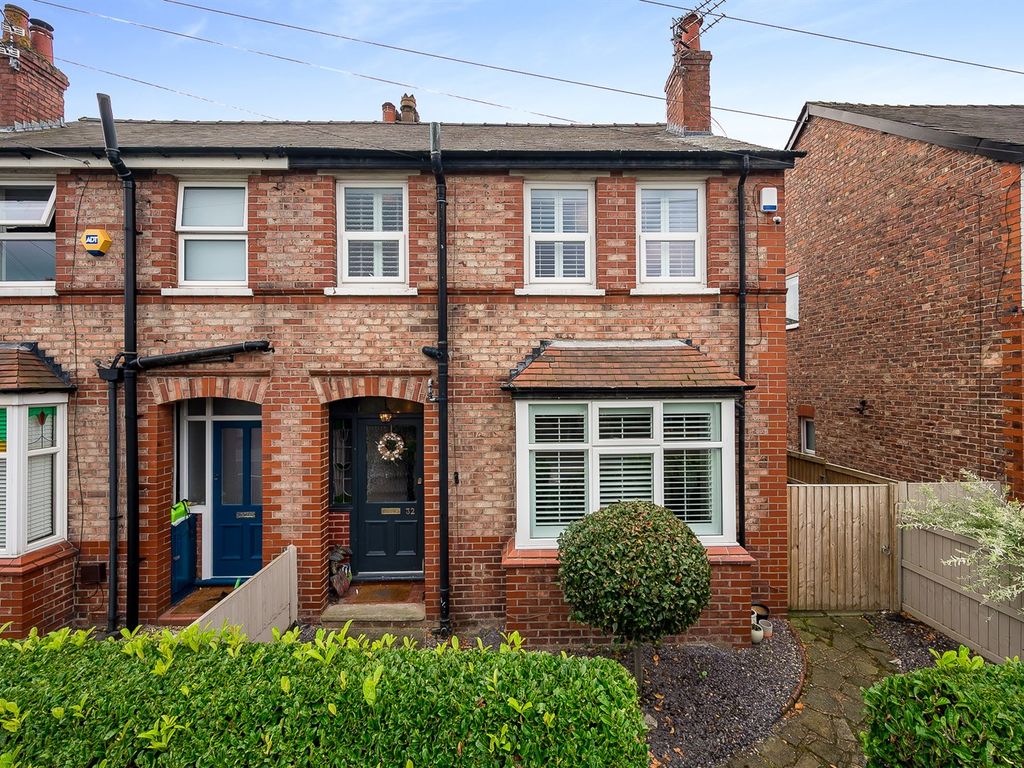 3 bed semidetached house for sale in Grove Lane, Hale, Altrincham WA15
