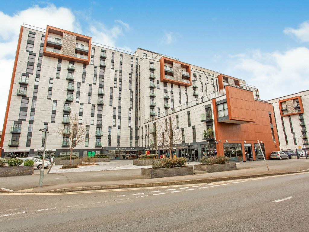 2 bed flat for sale in Beaumont Court, 6171 Victoria Avenue, Southend