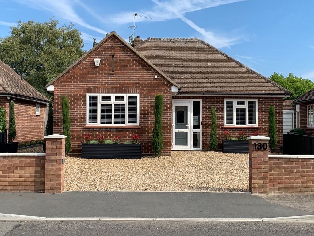 3 bed bungalow for sale in Springfield Road, Windsor, Berkshire SL4, £