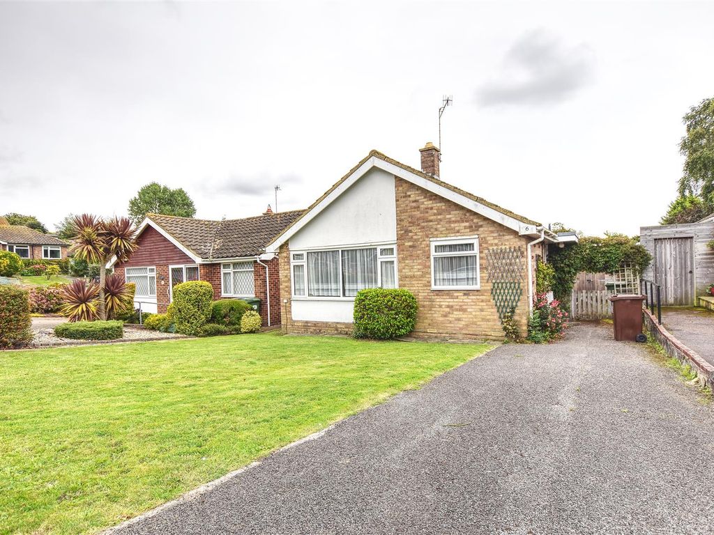 2 bed detached bungalow for sale in Walk, BexhillOnSea TN40, £204,500 Zoopla