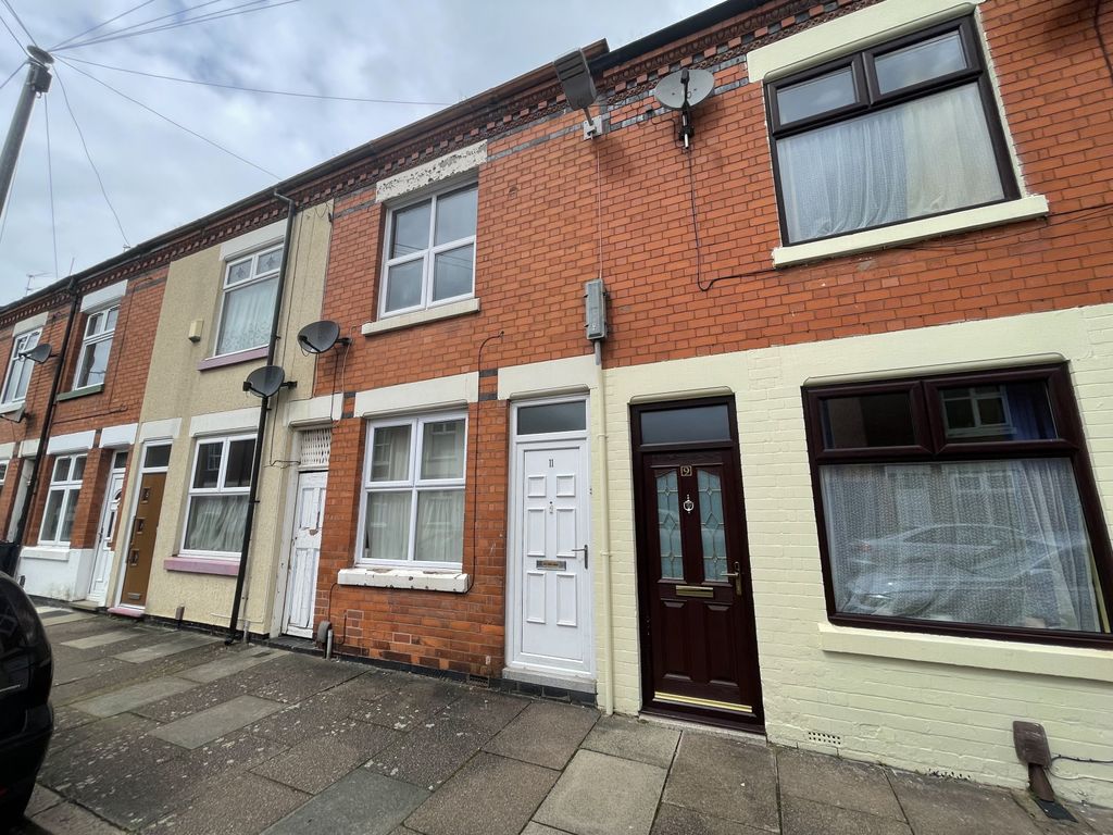 2 bed terraced house to rent in Warren Street, Leicester LE3 Zoopla