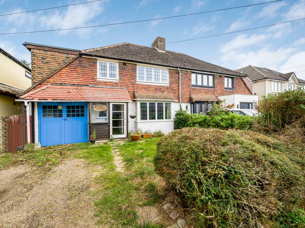 3 bed semidetached house for sale in The Poynings, Richings Park, Iver