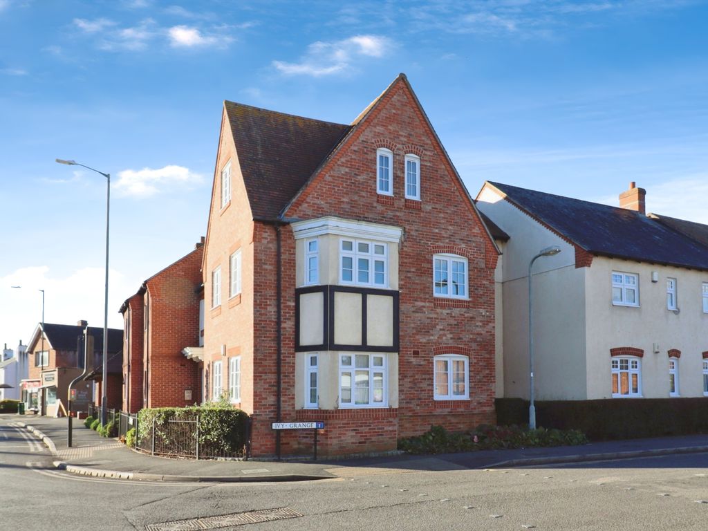 2 bed flat for sale in Ivy Grange, Bilton, Rugby CV22, £150,000 Zoopla