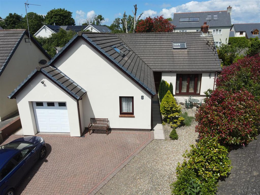 5 bed detached house for sale in Lucy Walters Close, Rosemarket