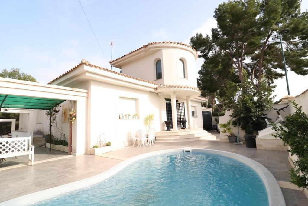 3 bed villa for sale in 03191 Pinar De Campoverde, Alicante, Spain Zoopla