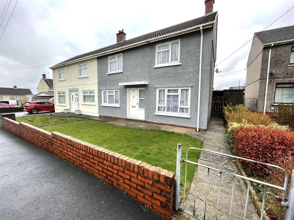 3 bed semidetached house for sale in Rhosnewydd, Tumble, Llanelli SA14, £139,995 Zoopla