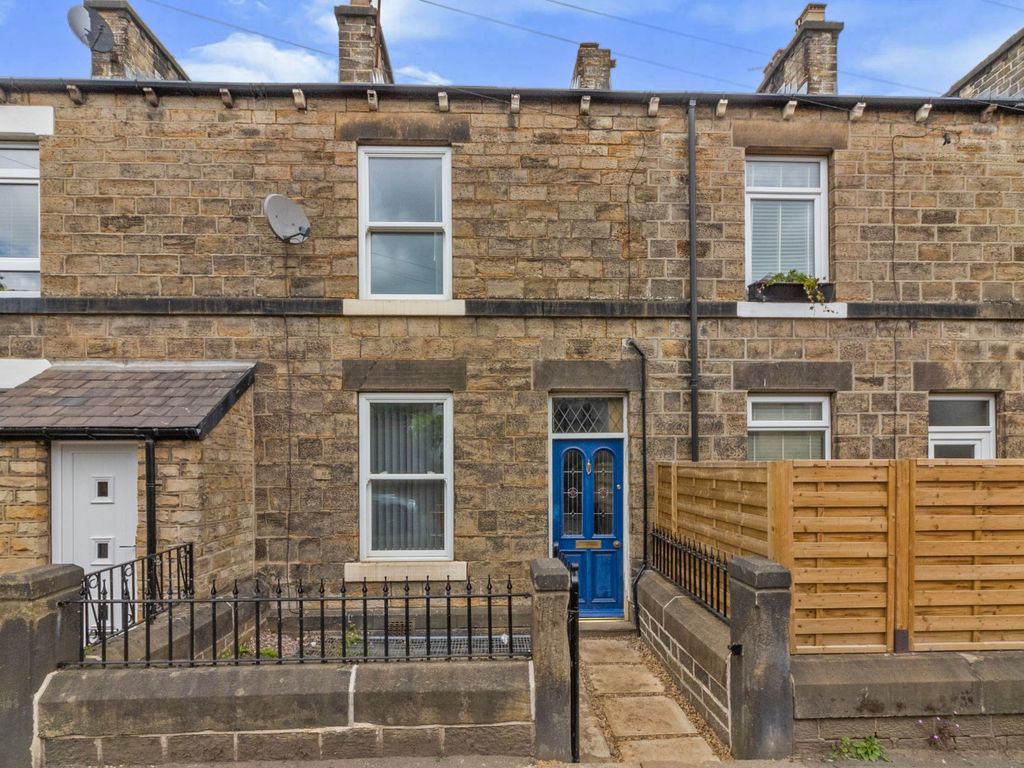 2 bed flat to rent in Manchester Road, Deepcar, Sheffield, South