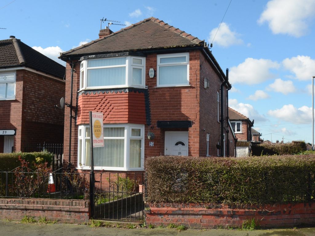 3 bed detached house for sale in Lydgate Road, Droylsden M43 Zoopla
