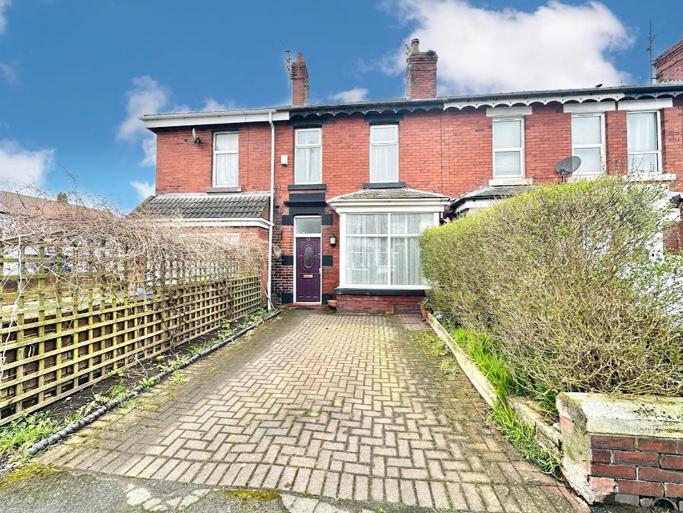 3 bed terraced house for sale in Layton Road, Layton FY3, £120,000 Zoopla