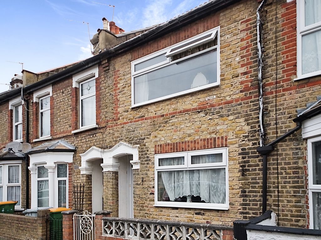 2-bed-terraced-house-for-sale-in-selby-road-plaistow-london-e13-zoopla