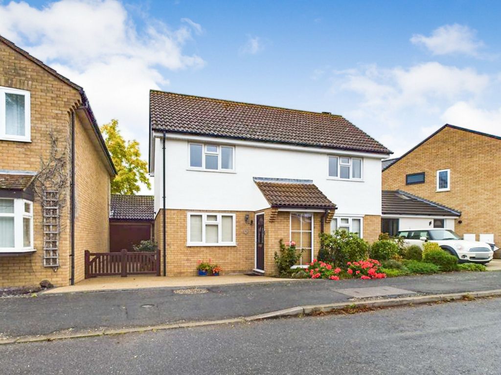 4 bed detached house for sale in Peate Close, Godmanchester