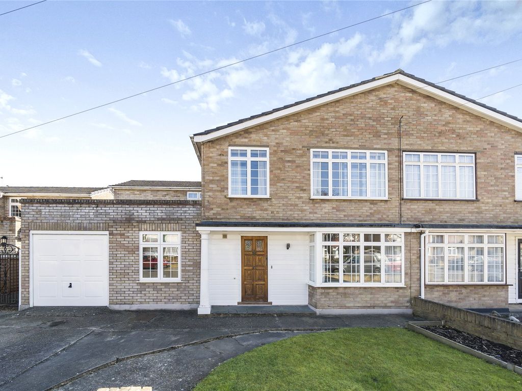 4 bed semidetached house for sale in Staines, Surrey TW18 Zoopla