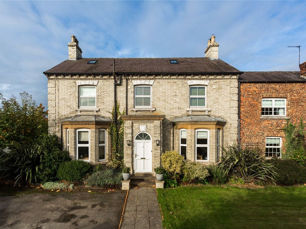 5 bed semidetached house for sale in Topcliffe Road, Sowerby, Thirsk