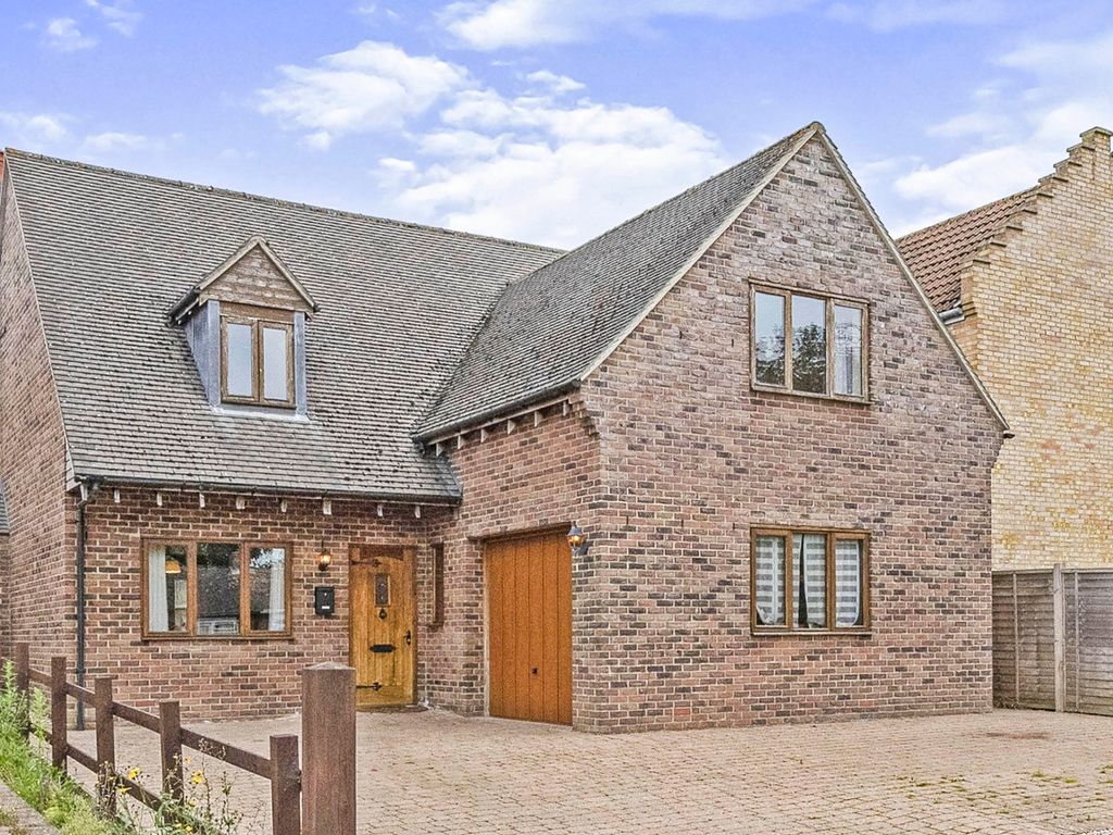 4 bed detached house for sale in Riverside Close, Prickwillow, Ely CB7