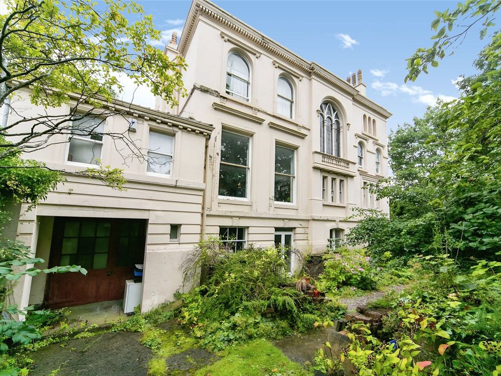 5 bed flat for sale in Devonshire Road, Princes Park, Liverpool L8, £