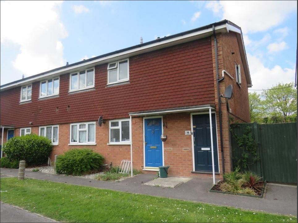 2 bed flat to rent in Druids Walk, Didcot OX11, £1,200 pcm Zoopla