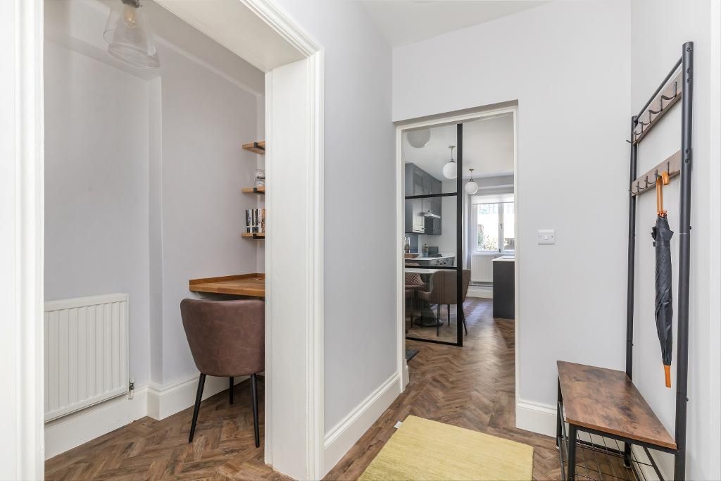1 bed flat for sale in Sussex Square, Brighton BN2 Zoopla