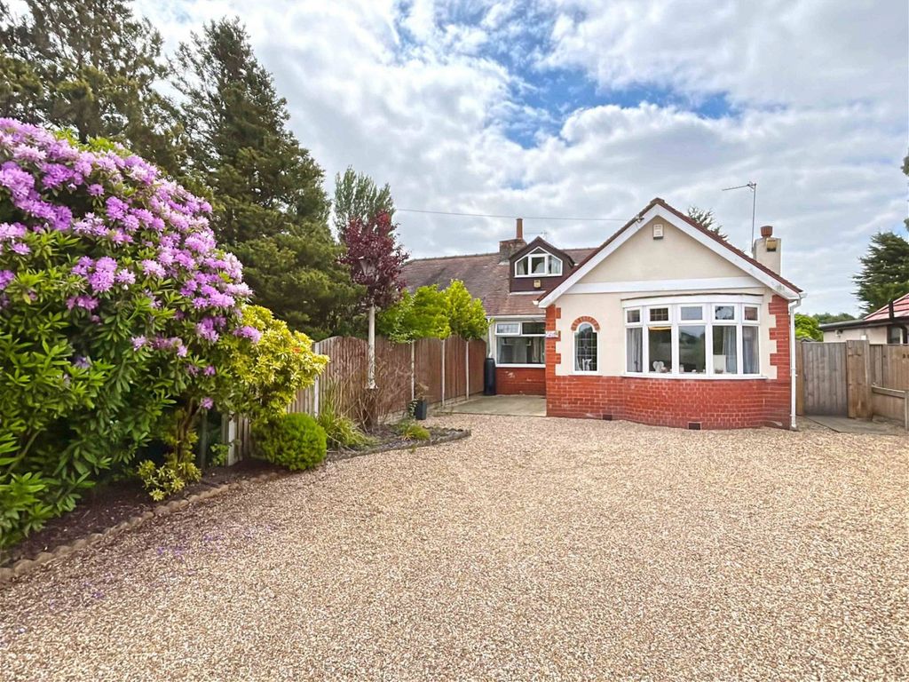 4 Bed Semi detached Bungalow For Sale In Southport Road Southport PR8 