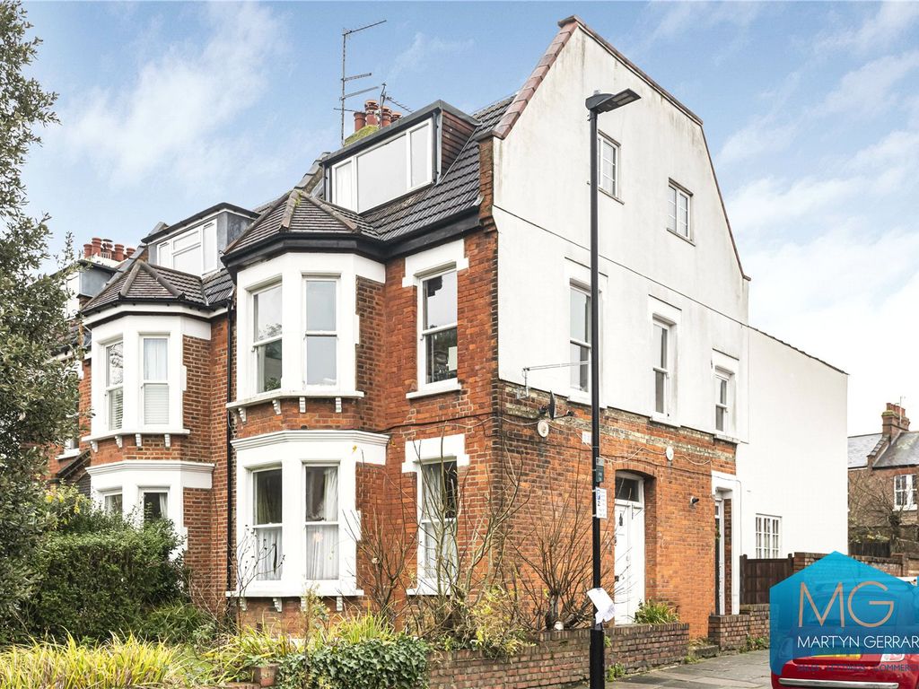 1 bed for sale in Eastern Road, London N2, £550,000 Zoopla