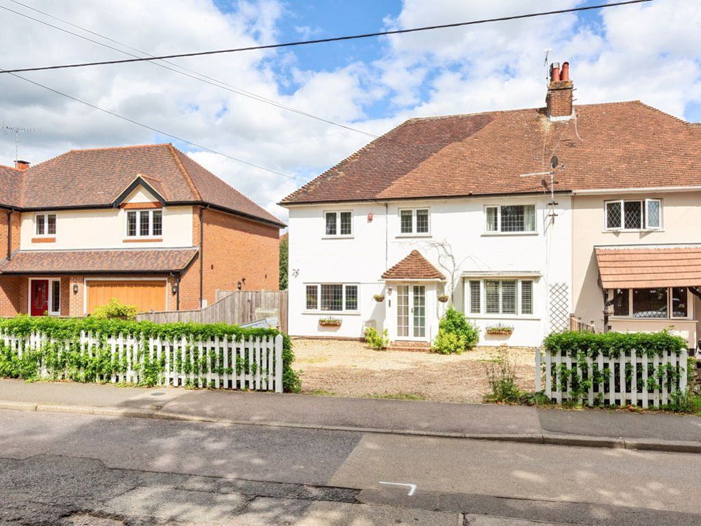 5 bed semidetached house to rent in Childsbridge Lane, Seal, Sevenoaks