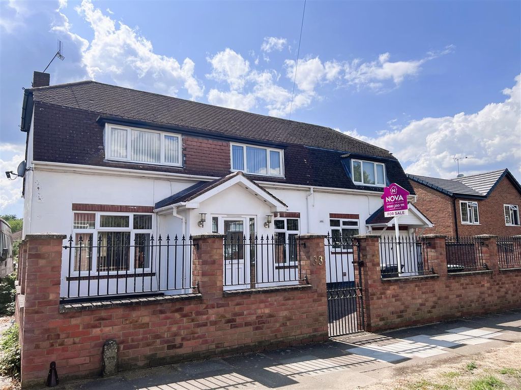 4 bed property for sale in Mayne Avenue, Leagrave, Luton LU4 Zoopla