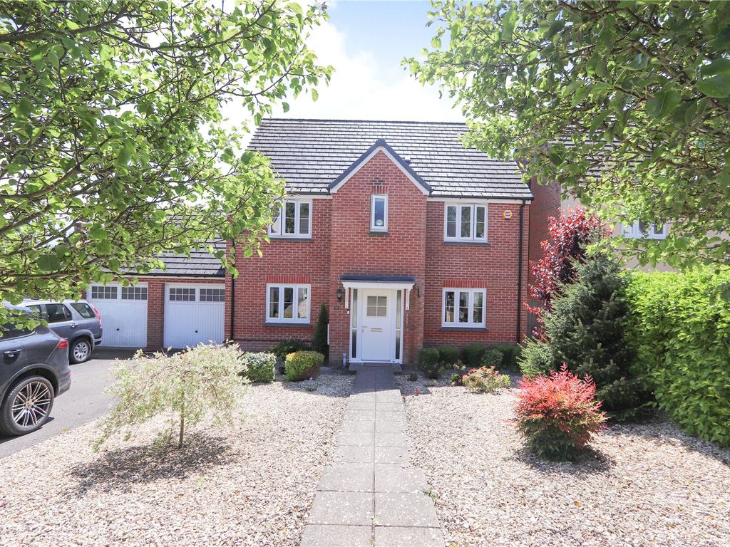 4 bed detached house for sale in Goodwood Park Road, Northam, Bideford