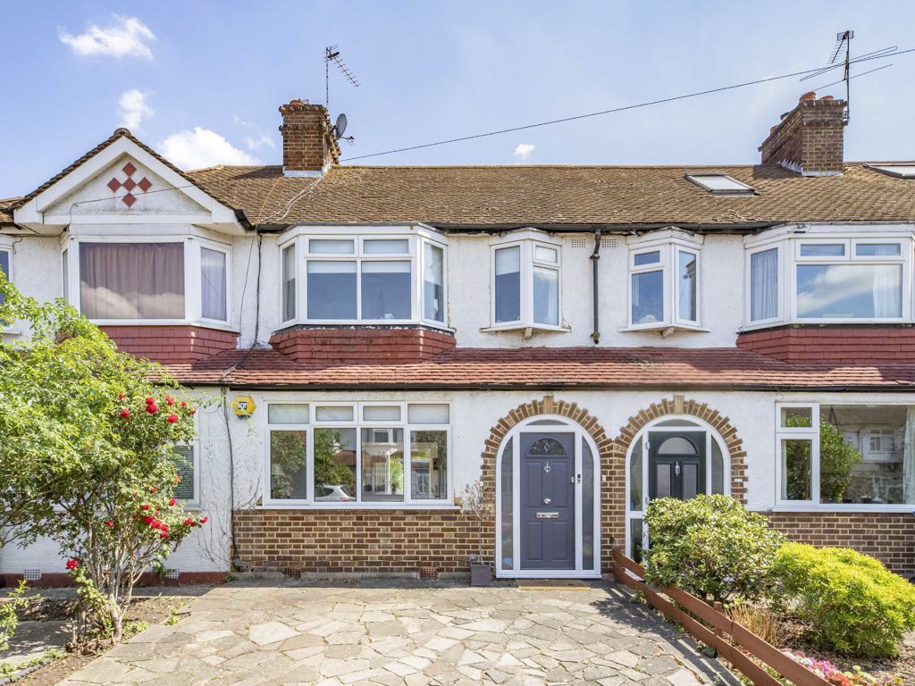 3 bed property for sale in Wills Crescent, Whitton, Twickenham TW3 Zoopla